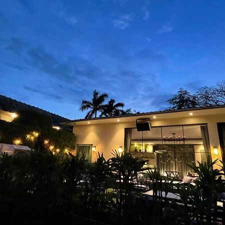 Kingston Resort Kanpur Exterior photo