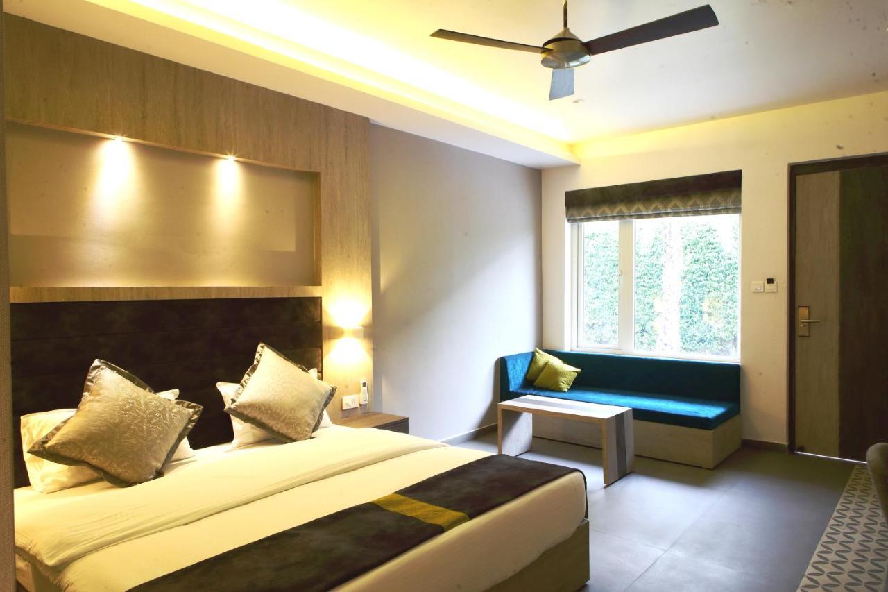 Kingston Resort Kanpur Exterior photo